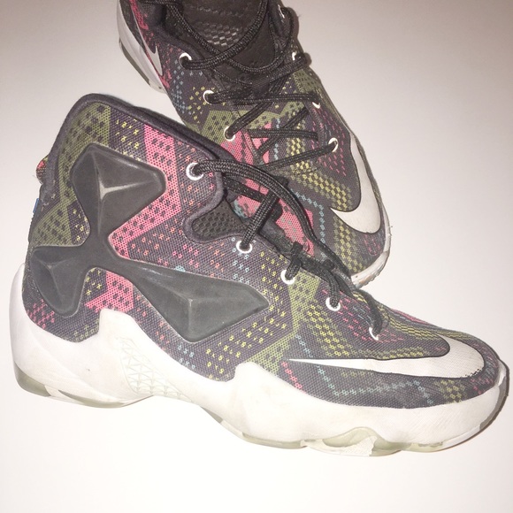 Nike’s 2016 “The Power of One” Sz: 6.5 KIDS - Picture 4 of 8